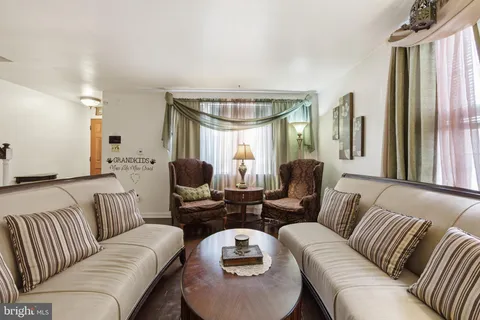 $180,000 | 1228 Elson Road, Brookhaven, PA 19015