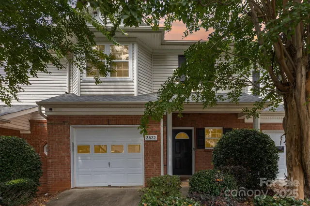 a house view with a outdoor space