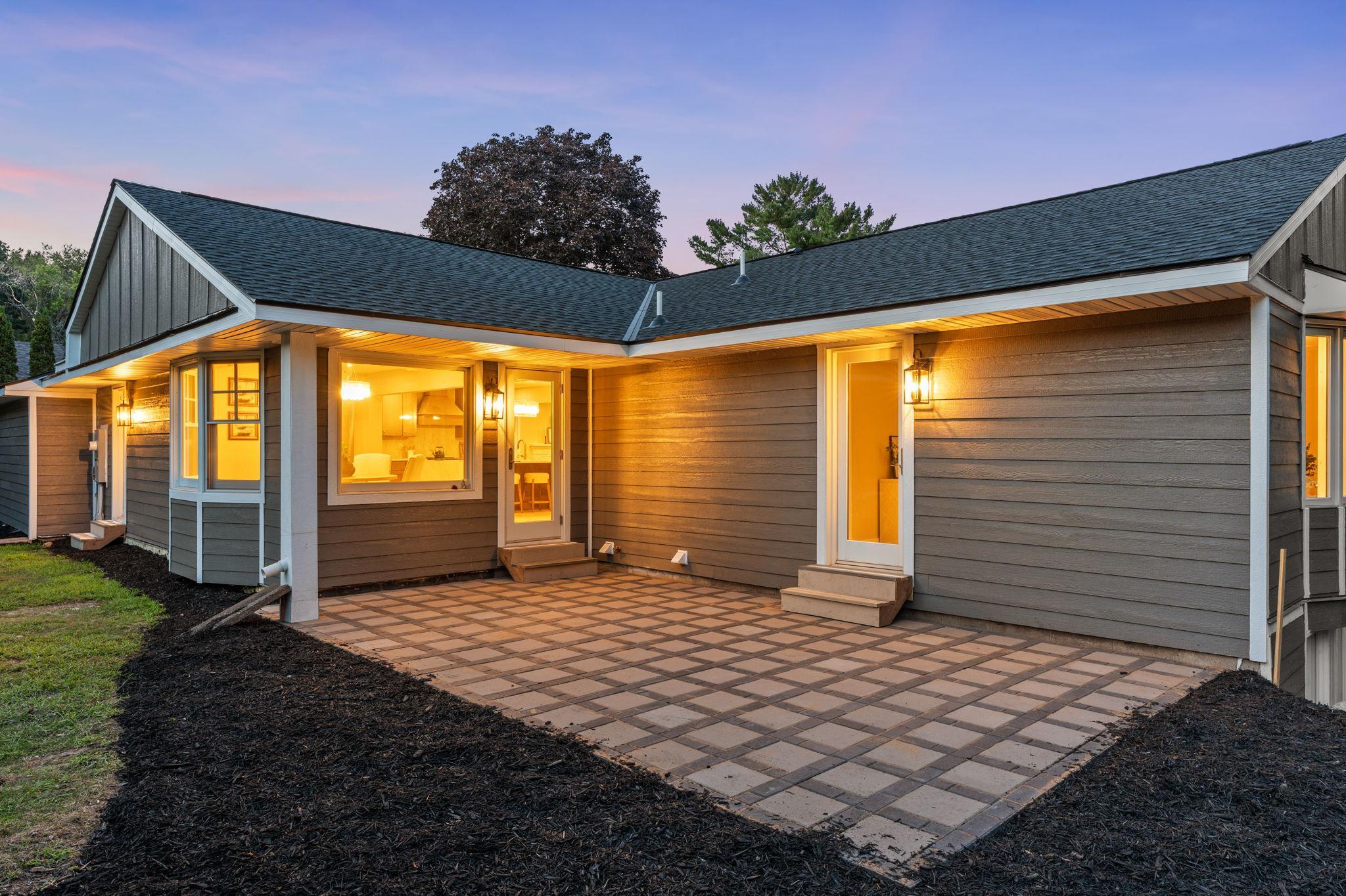 11934 James Road Minnetonka, MN 55343 - Photo 7 of 81 Gallery Image 7