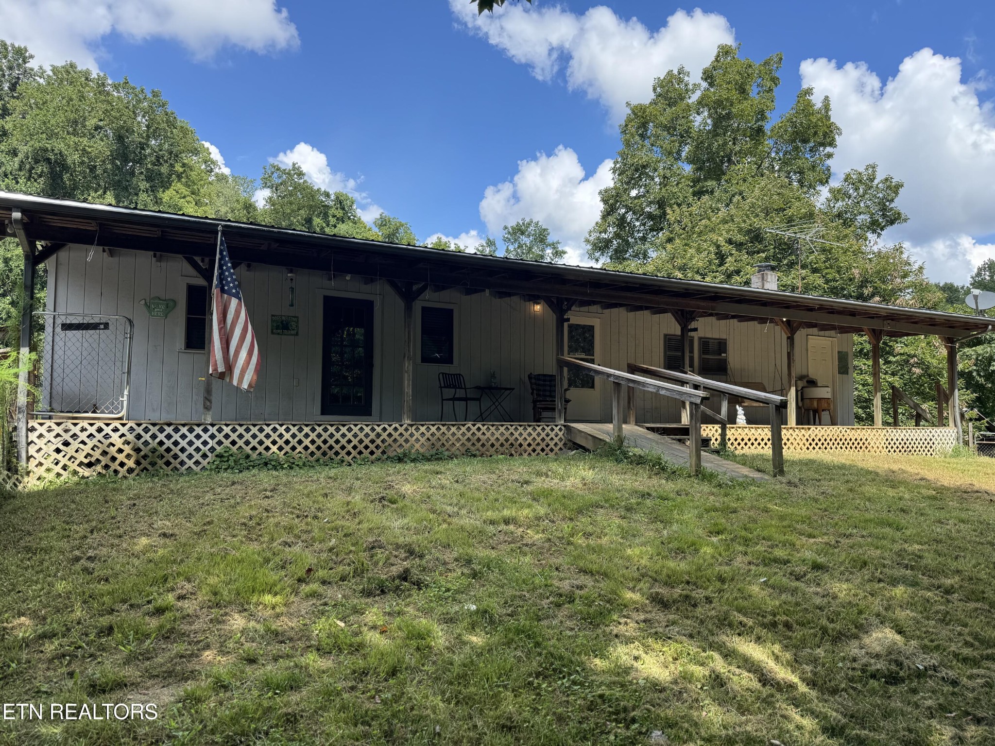 301 Holloway Road Newport, TN 37821 - Photo 9 of 51 Gallery Image 9