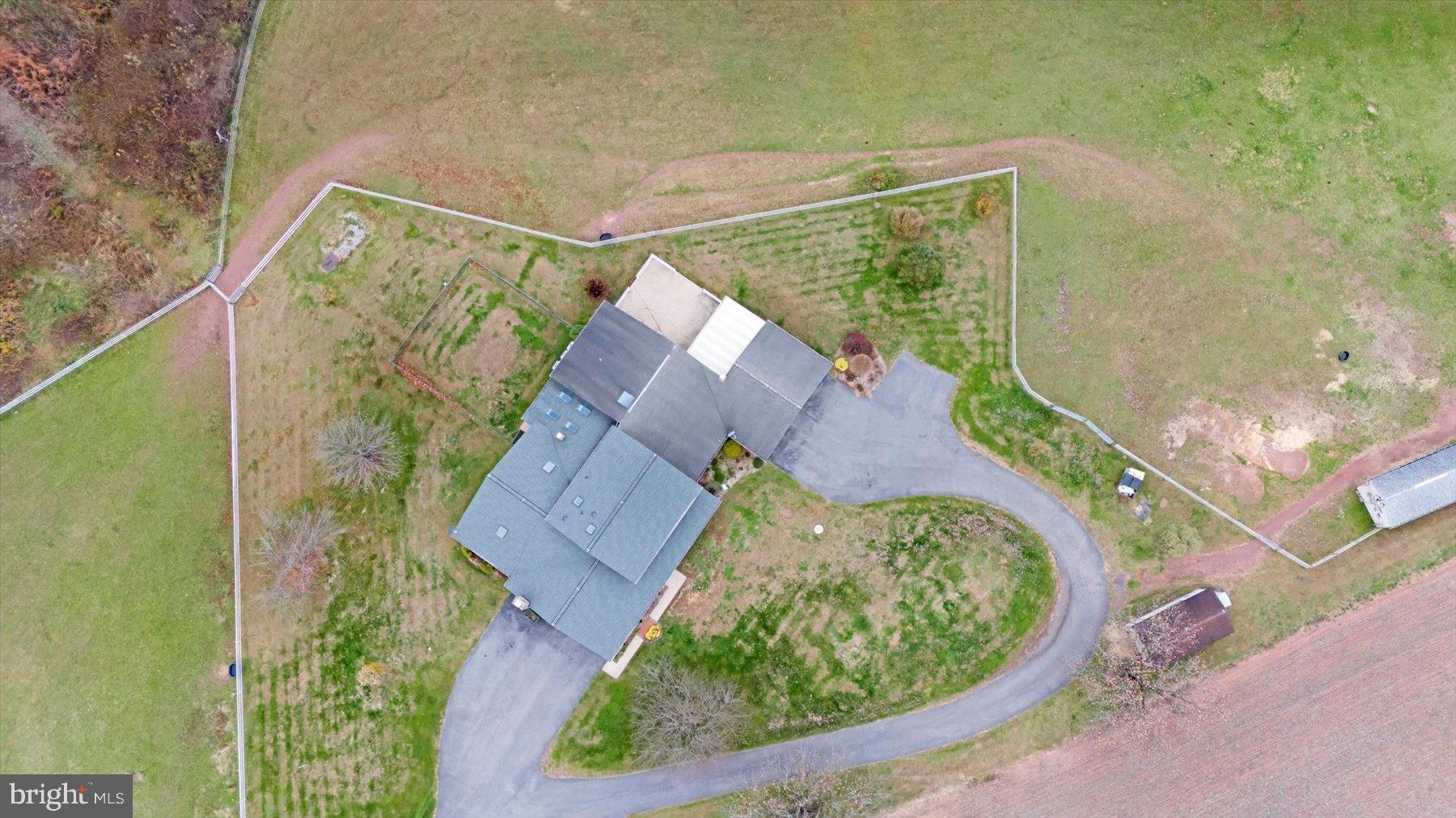 1105 Red Hill Road Port Trevorton, PA 17864 - Photo 10 of 71 Sprawling estate with scenic surroundings.