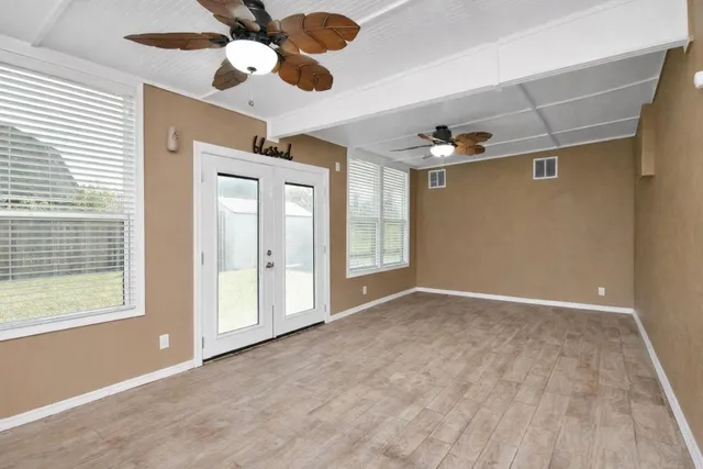 $325,000 | 427 Heatherton Hill Drive, Rosenberg, TX 77469