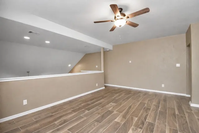 $325,000 | 427 Heatherton Hill Drive, Rosenberg, TX 77469