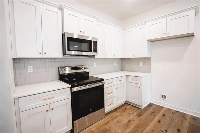 $300,000 | 707 Mahogany Court, Warrensburg, MO 64093