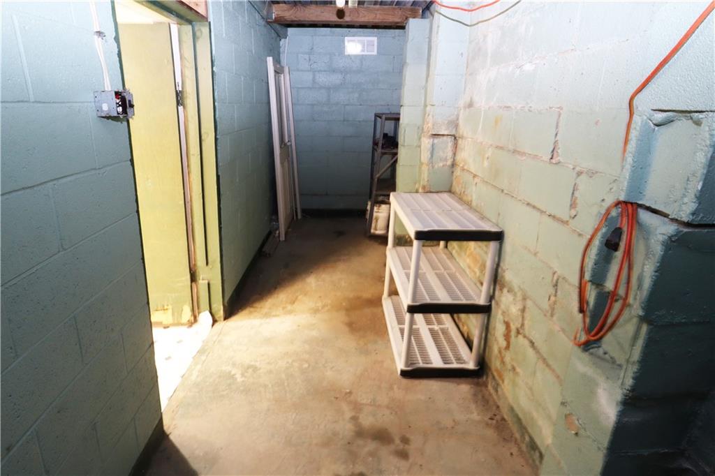 46 Rural Avenue Washington, PA 15301 - Photo 22 of 22 a view of a bathroom with staircase