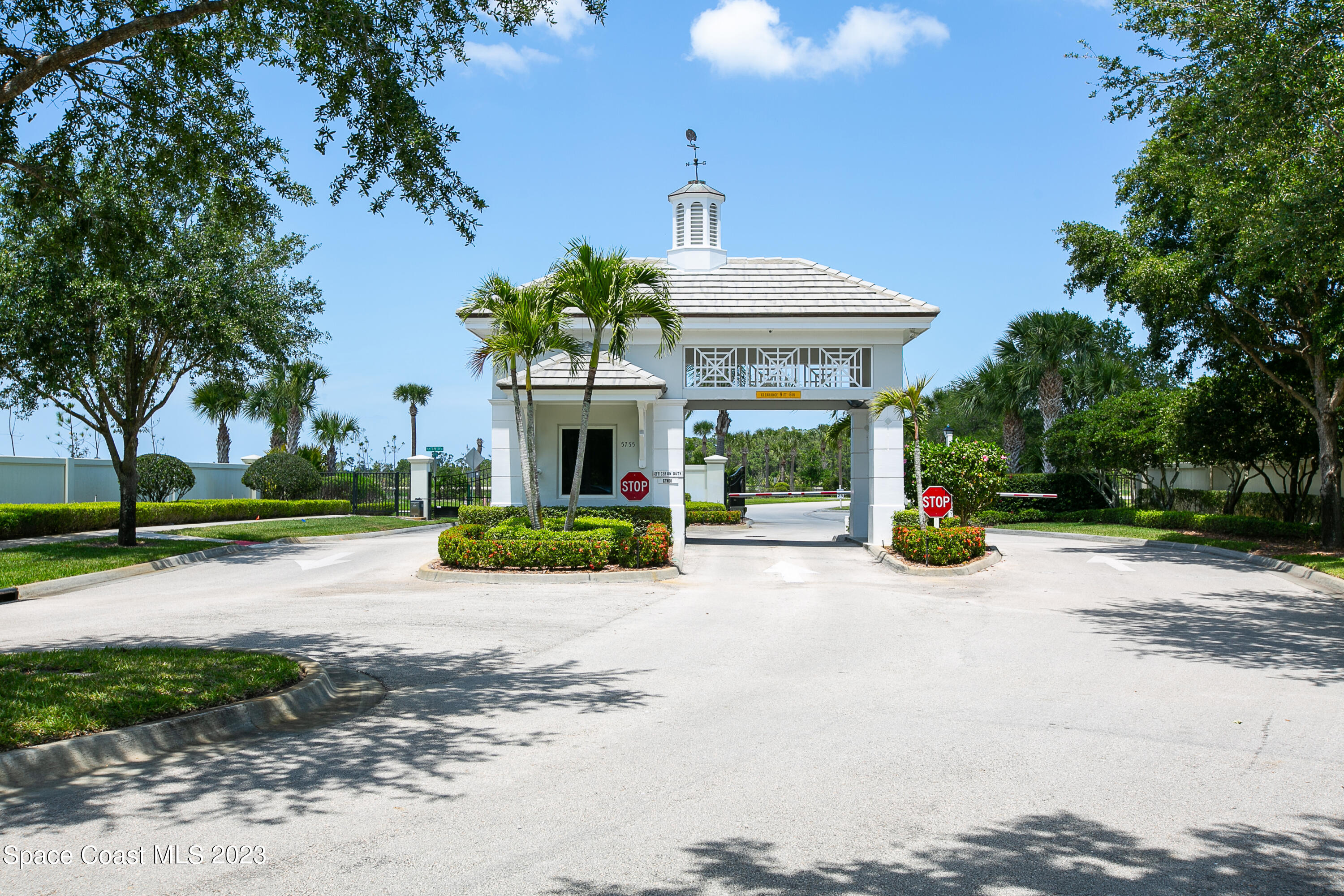 Undisclosed Address Vero Beach, FL 32967 - Photo 35 of 36 a view of a house with garden and a tree
