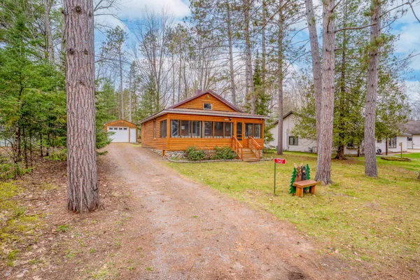 $299,900 | 13412 Kresse Lane, Mountain, WI 54149