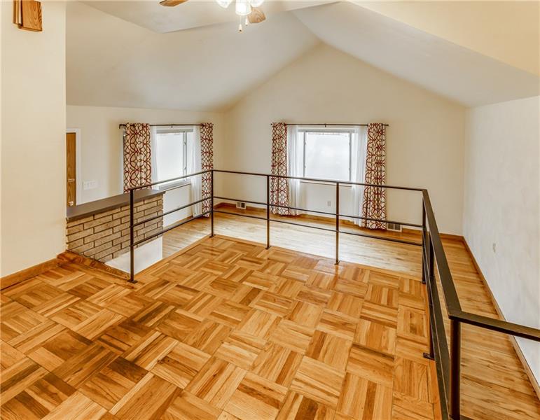 118 Three Degree Road Pittsburgh, PA 15237 - Photo 5 of 22 Gallery Image 5