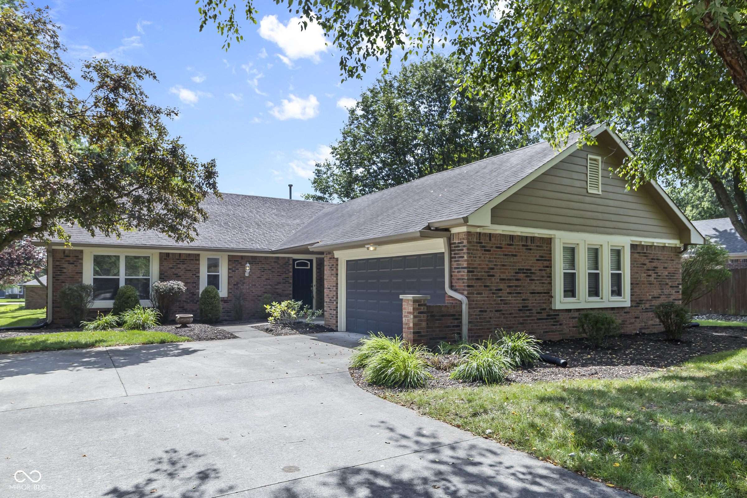 13953 Oak Ridge Road Carmel, IN 46032 - Photo 1 of 54