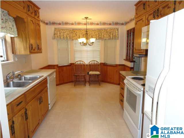 260 Crumly Chapel Road Birmingham, AL 35214 - Photo 4 of 18