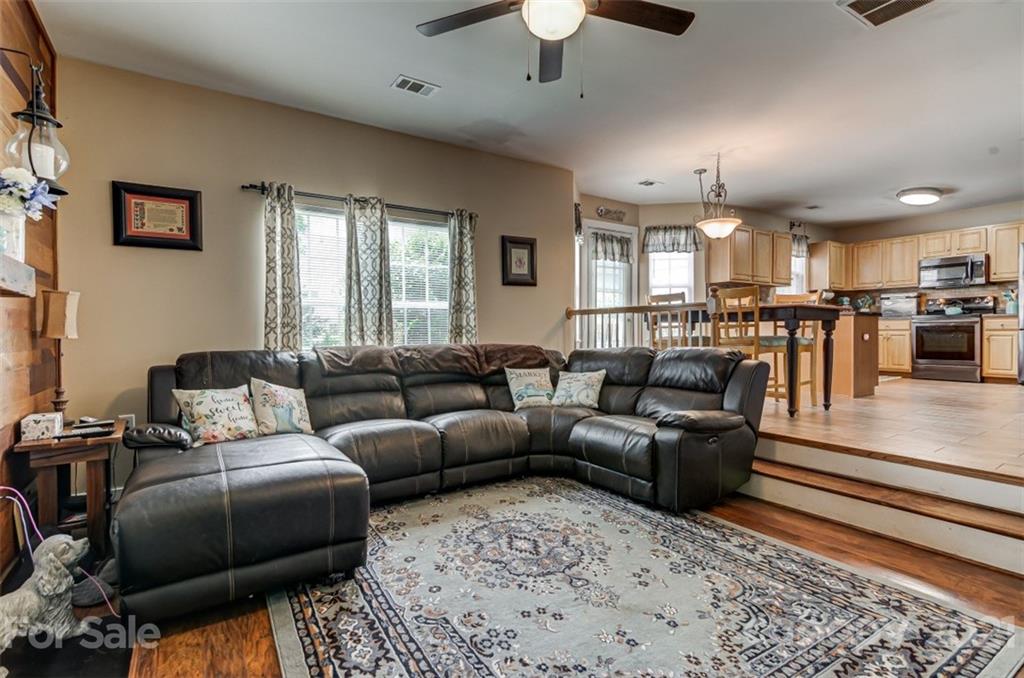 186 Scanlon Road, Unit 157 Mooresville, NC 28115 - Photo 11 of 35 Gallery Image 11
