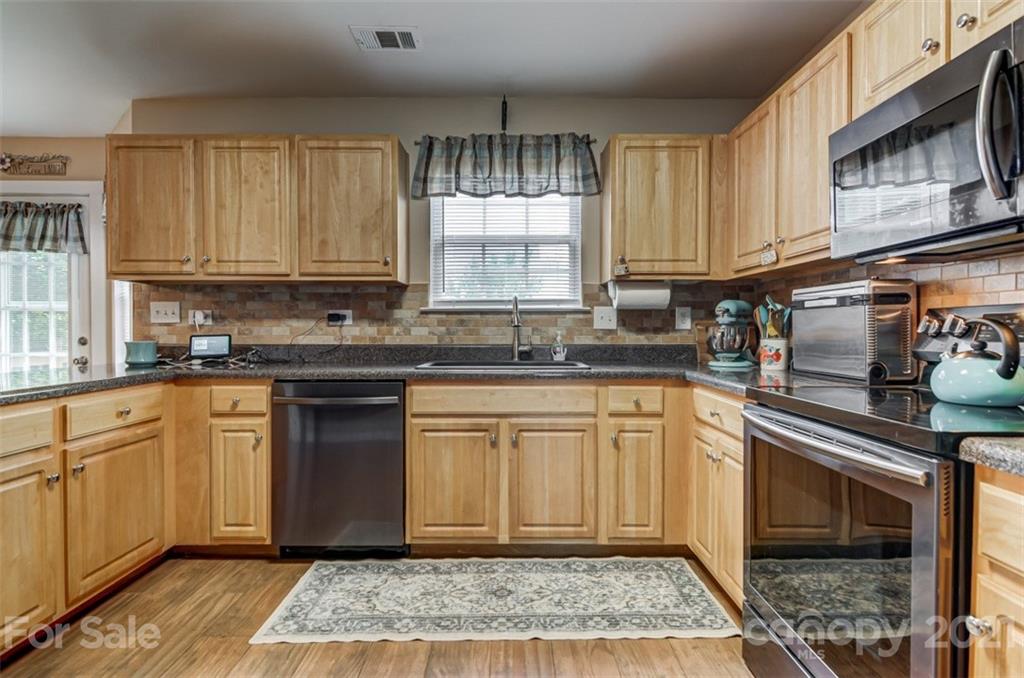 186 Scanlon Road, Unit 157 Mooresville, NC 28115 - Photo 17 of 35 Gallery Image 17