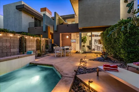 $545,000 | 250 Enterprise Way, Palm Springs, CA 92262