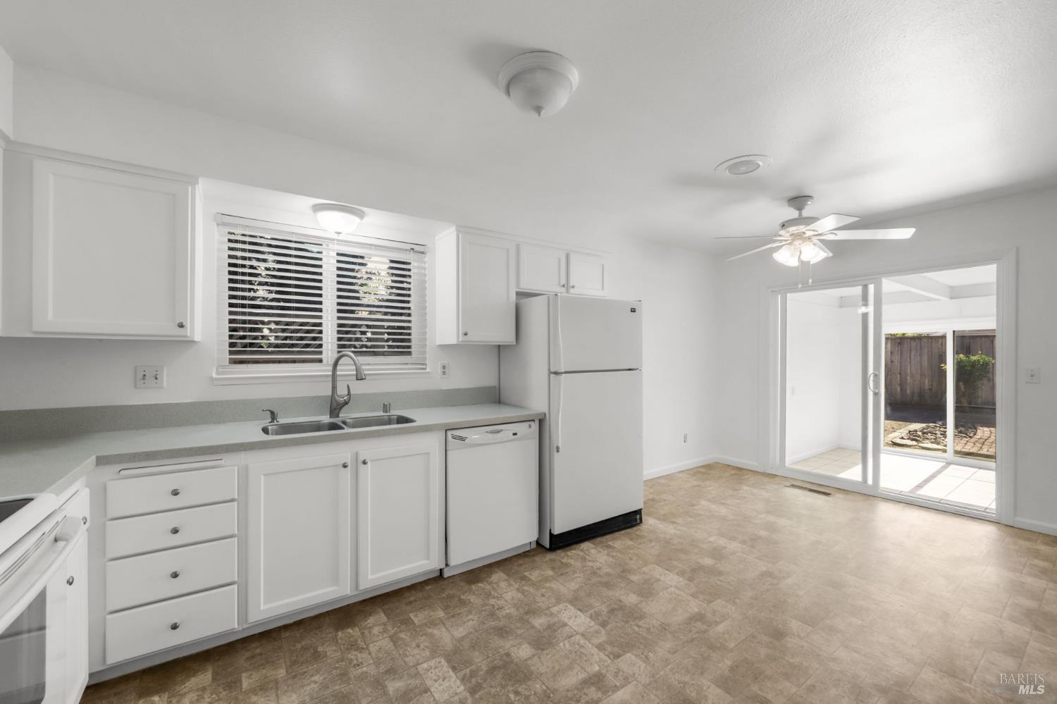 1263 Kerney Street Santa Rosa, CA 95401 - Photo 14 of 34 Gallery Image 14