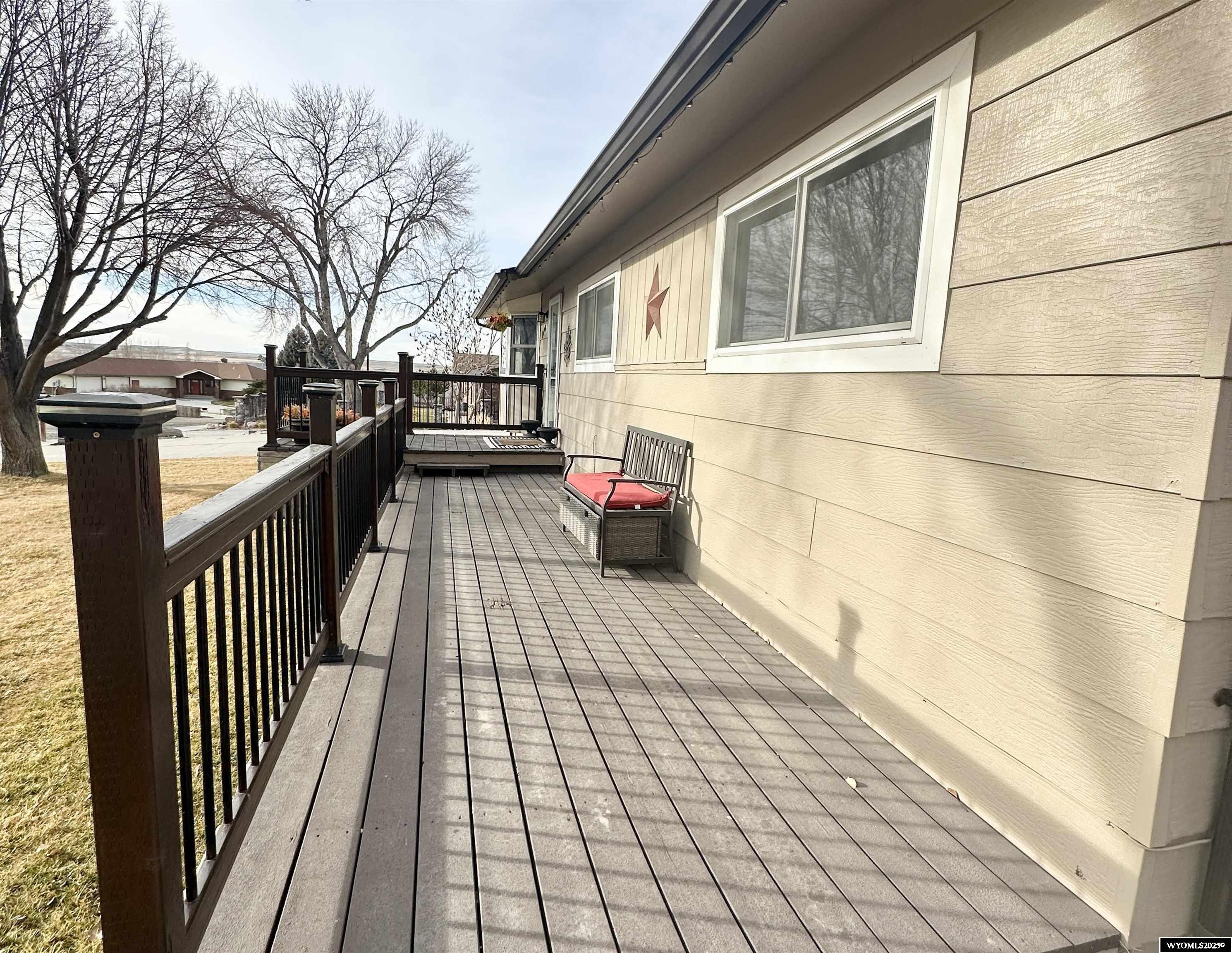 224 Windy Run Greybull, WY 82426 - Photo 4 of 49