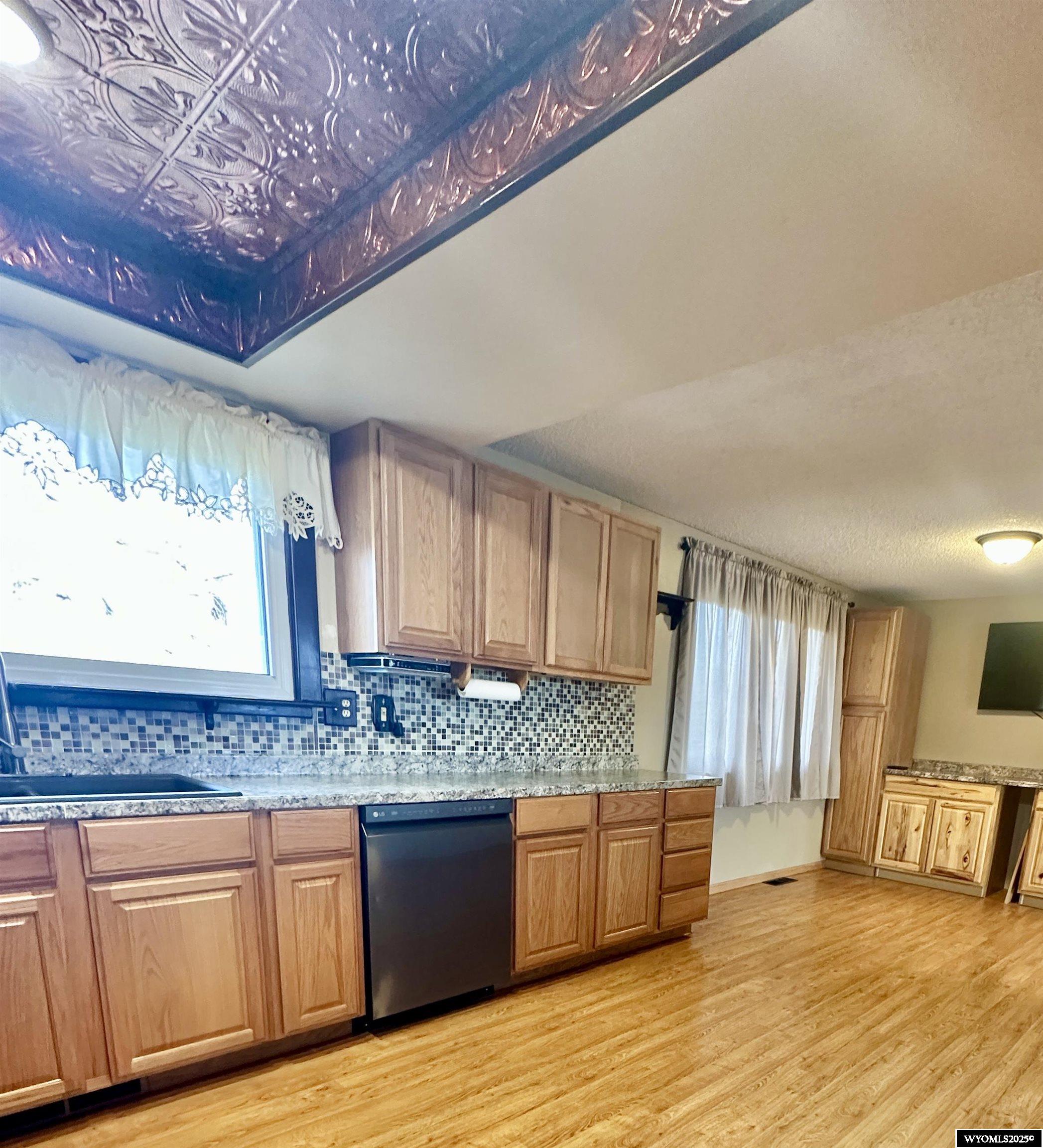 224 Windy Run Greybull, WY 82426 - Photo 10 of 49