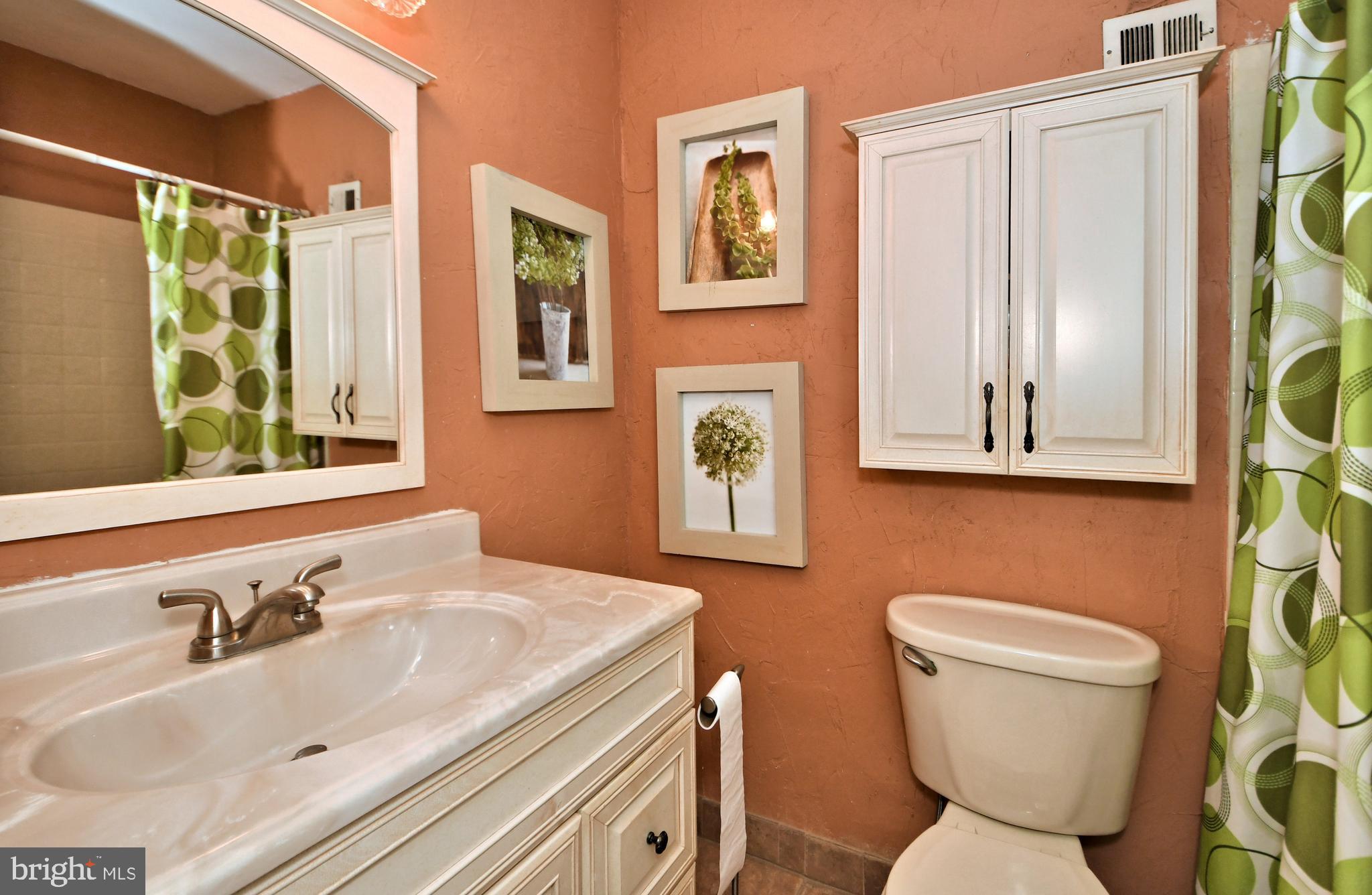 5124 Bay Road Bensalem, PA 19020 - Photo 36 of 55 Gallery Image 36