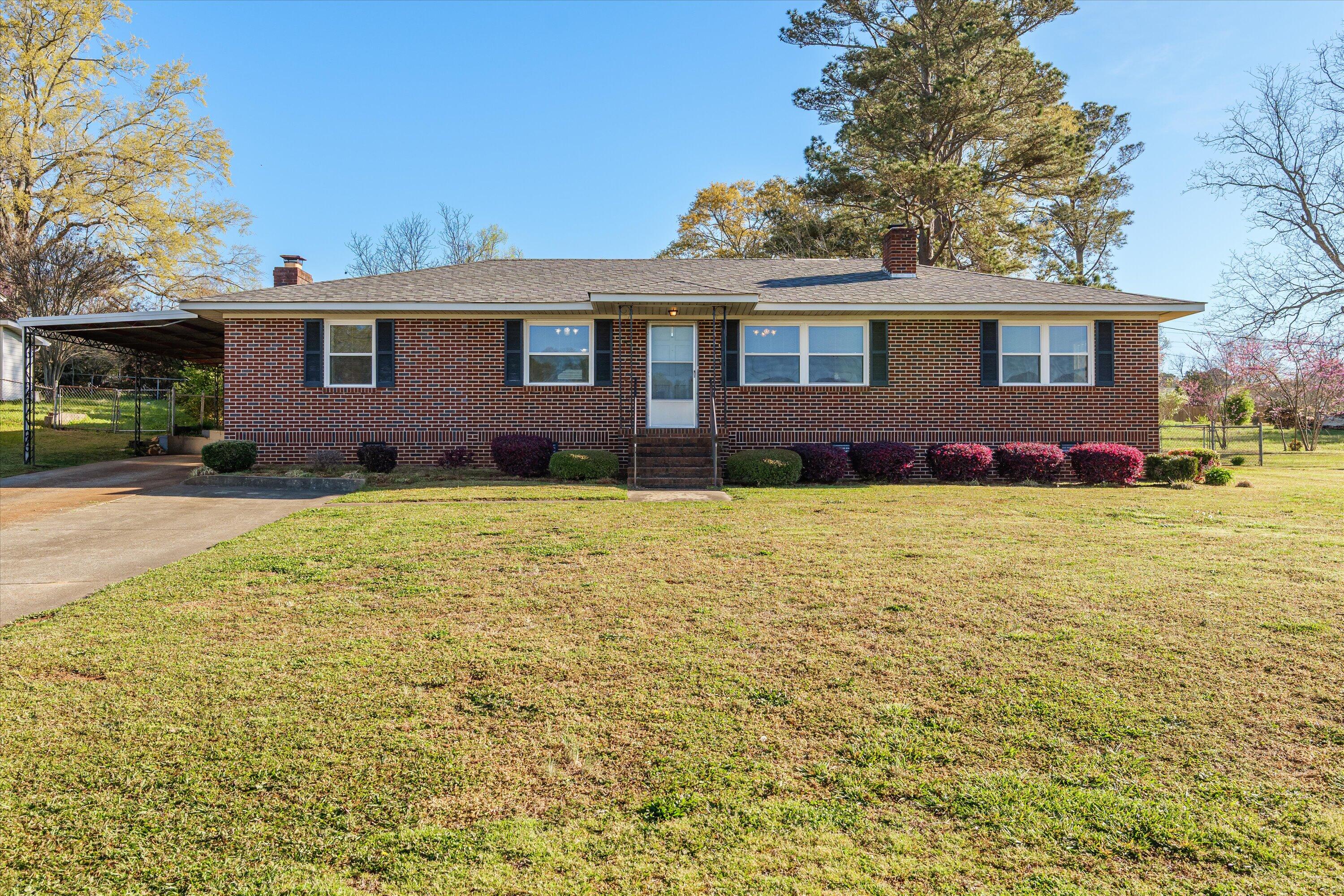815 Hillcrest Drive Washington, GA 30673 - Photo 1 of 46 front