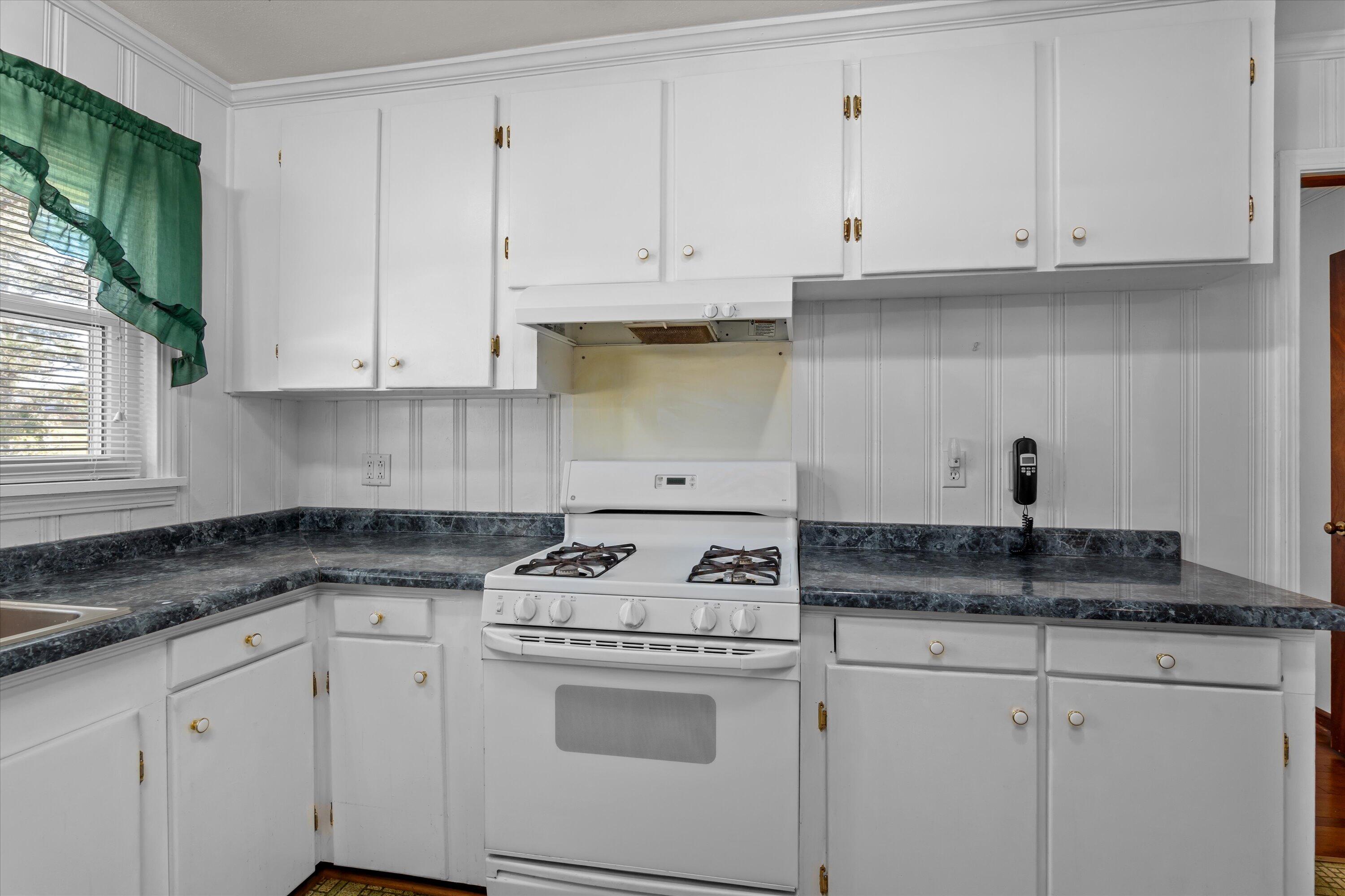 815 Hillcrest Drive Washington, GA 30673 - Photo 14 of 46 31-PS524994