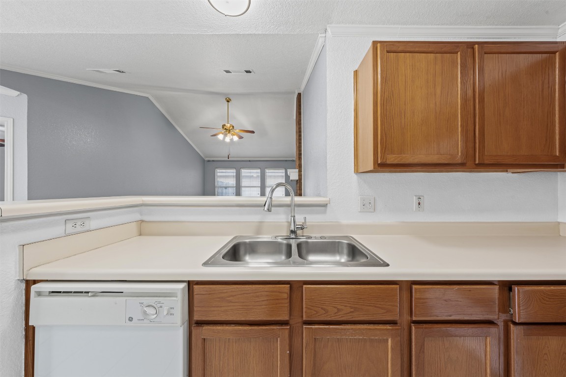 4707 Ridge Way Drive Temple, TX 76502 - Photo 11 of 29 a kitchen with a sink cabinets and appliances