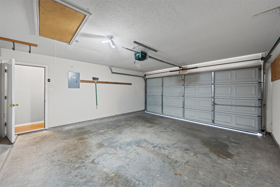 4707 Ridge Way Drive Temple, TX 76502 - Photo 22 of 29 a view of garage