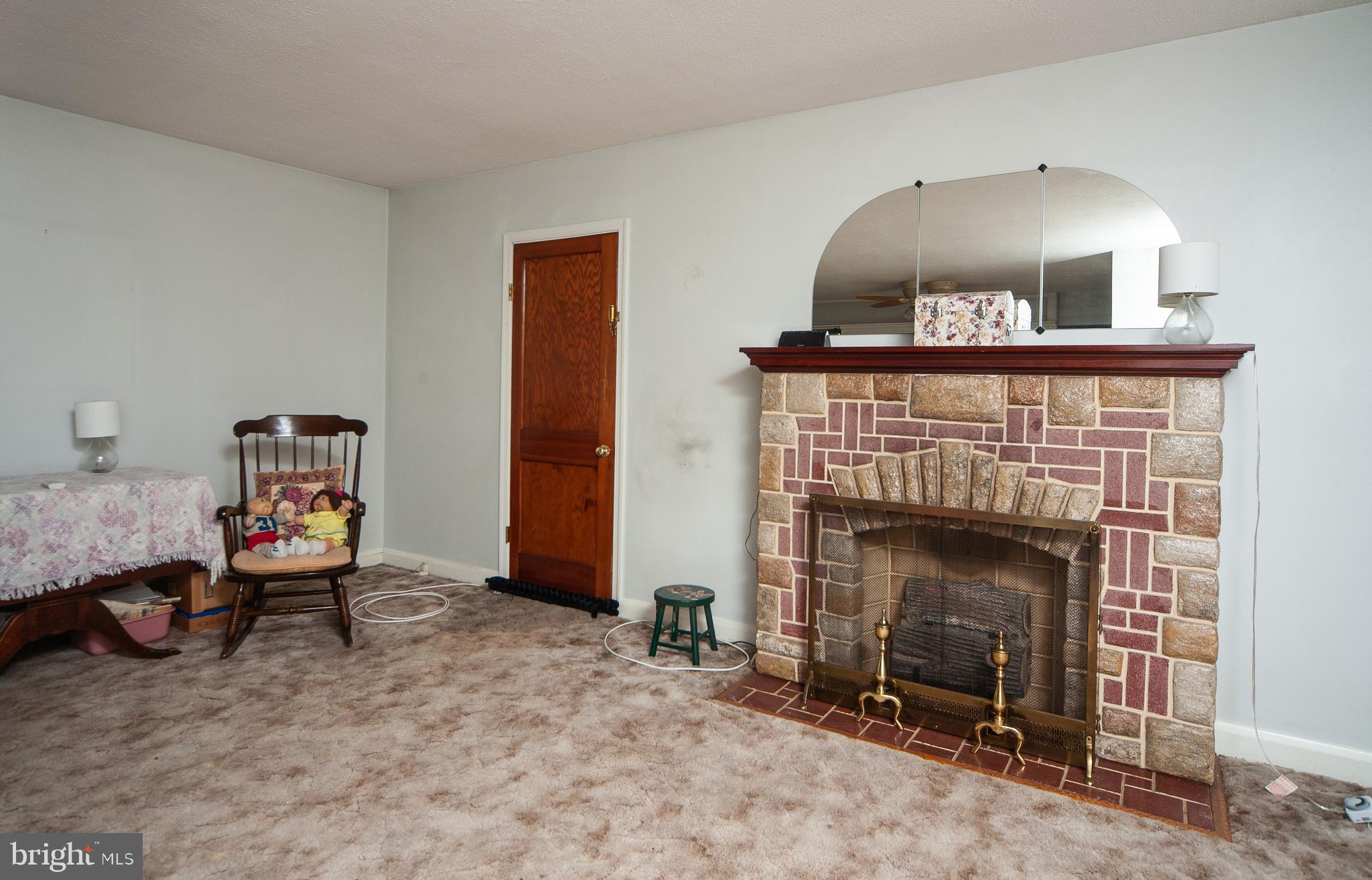 207 Mountain Road Linthicum, MD 21090 - Photo 7 of 28