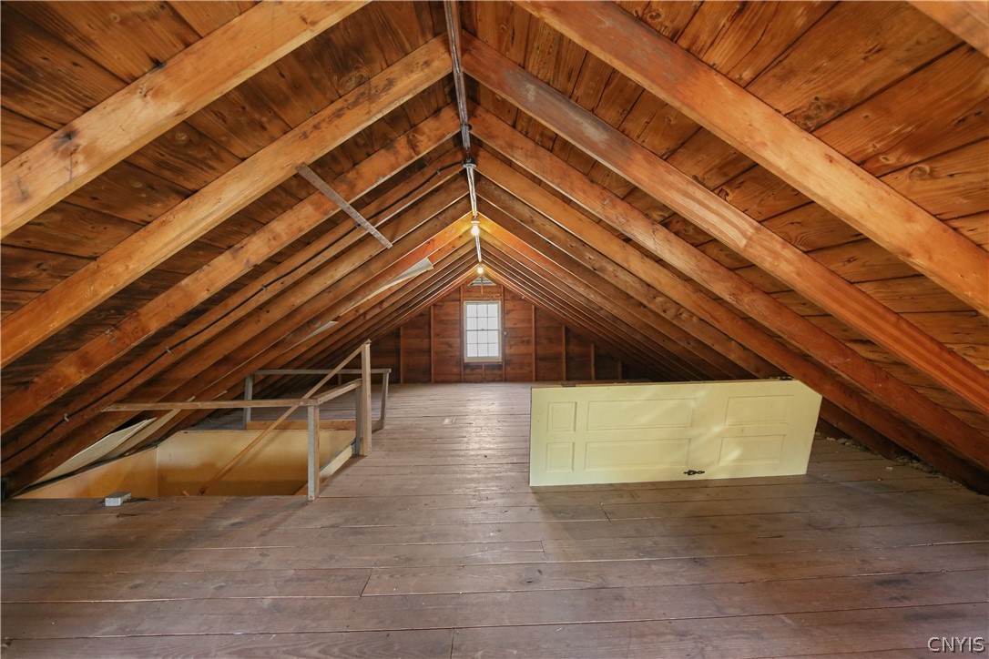 314 Deforest Road Syracuse, NY 13214 - Photo 27 of 40