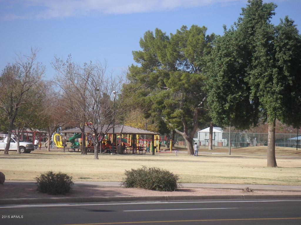 747 South Ext Road, Unit 221 Mesa, AZ 85210 - Photo 25 of 28 Parkacrossstreet17