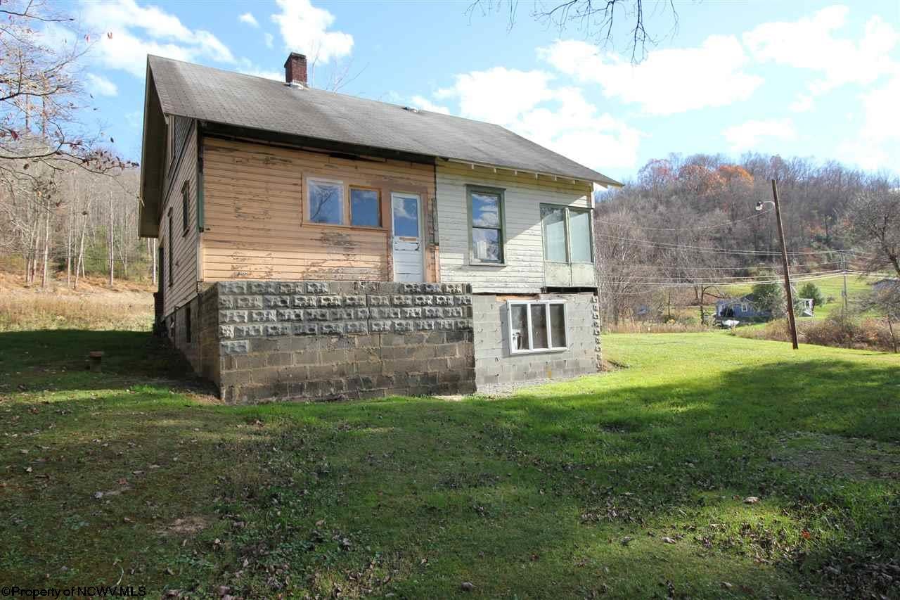 2827 Country Club Road Grafton, WV 26354 - Photo 5 of 9 Gallery Image 5