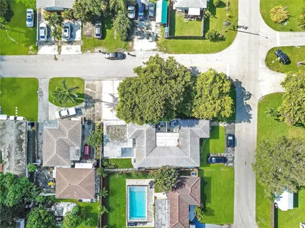 $1,050,000 | 1625 Cleveland Street, Hollywood, FL 33020