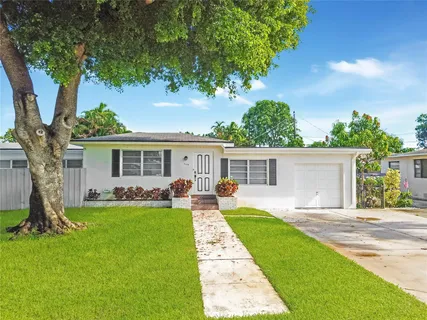$1,050,000 | 1625 Cleveland Street, Hollywood, FL 33020
