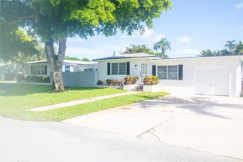 $1,050,000 | 1625 Cleveland Street, Hollywood, FL 33020