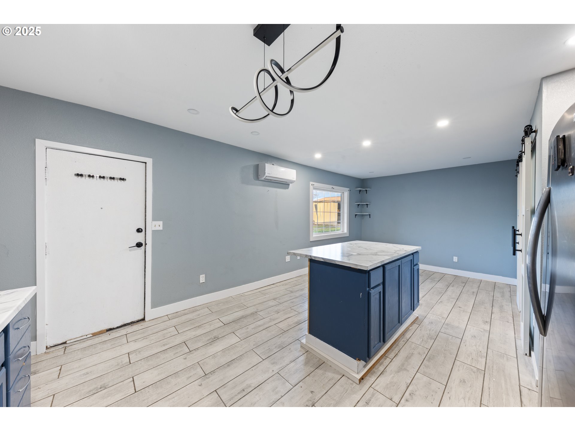 31778 Highway 213 Molalla, OR 97038 - Photo 30 of 47 a view interior of a house and natural light
