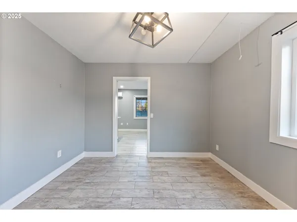 $514,900 | 31778 Highway 213, Molalla, OR 97038