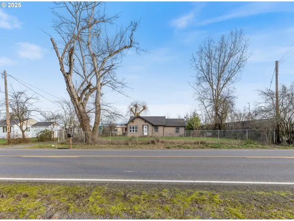 $514,900 | 31778 Highway 213, Molalla, OR 97038