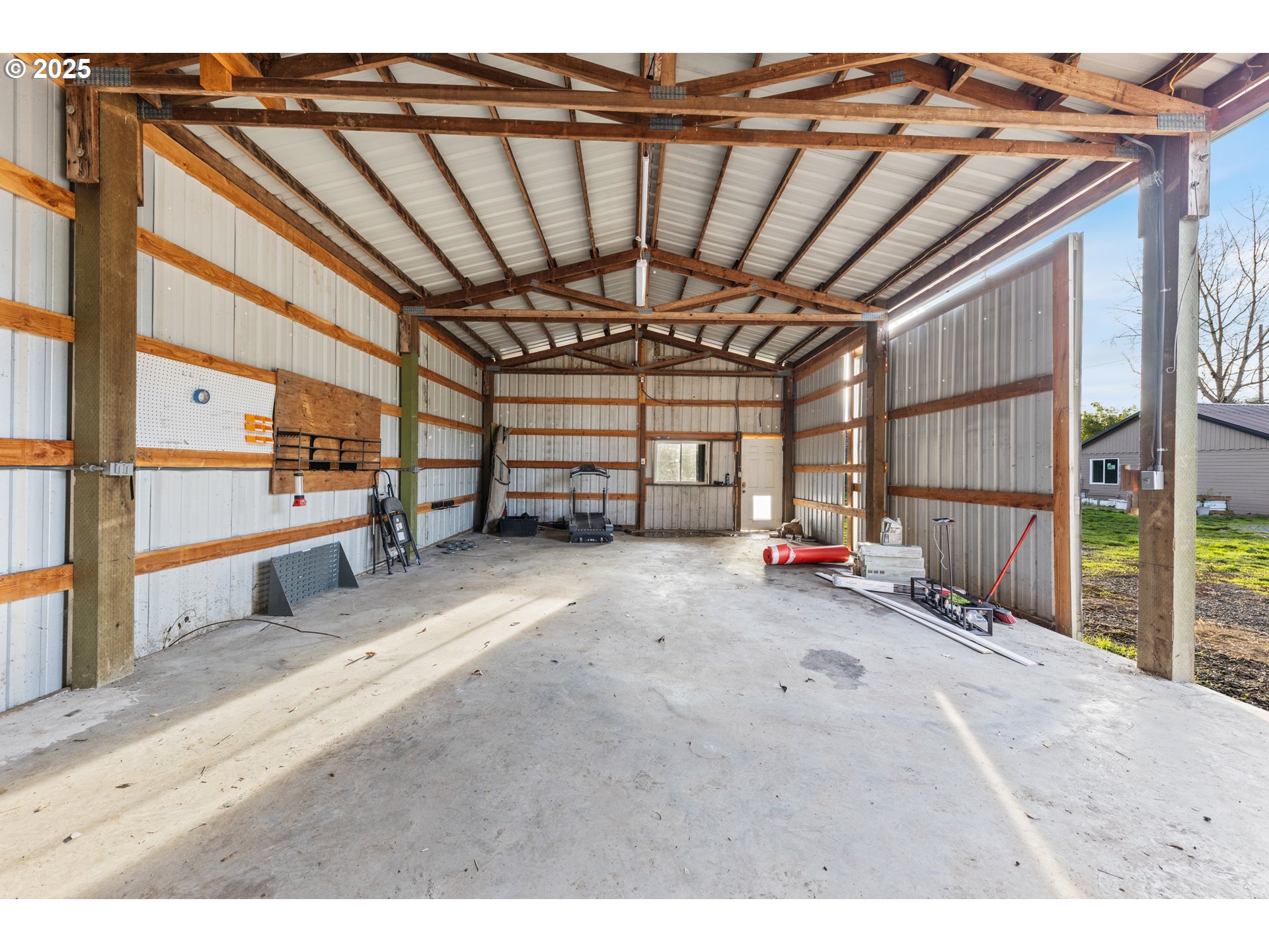31778 Highway 213 Molalla, OR 97038 - Photo 42 of 47 a view of empty room with wooden floor