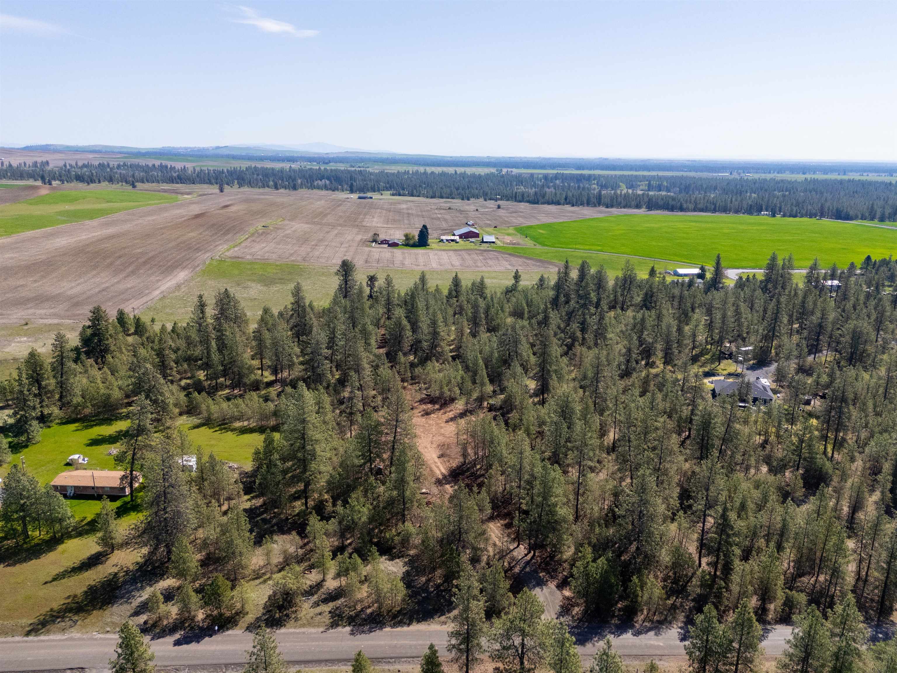 14725 South Stangland Road Cheney, WA 99004 - Photo 12 of 31