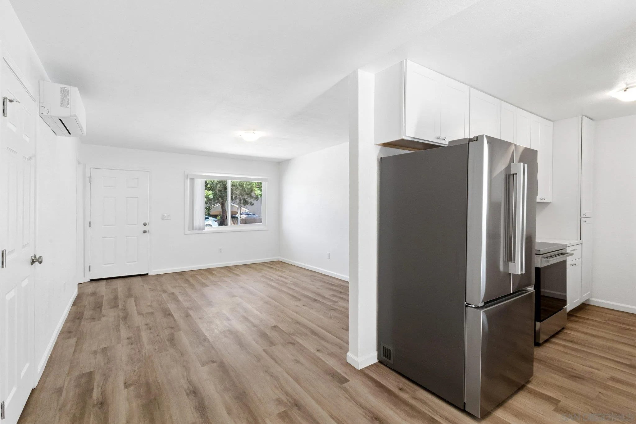 8719 Carribean Way Santee, CA 92071 - Photo 4 of 55