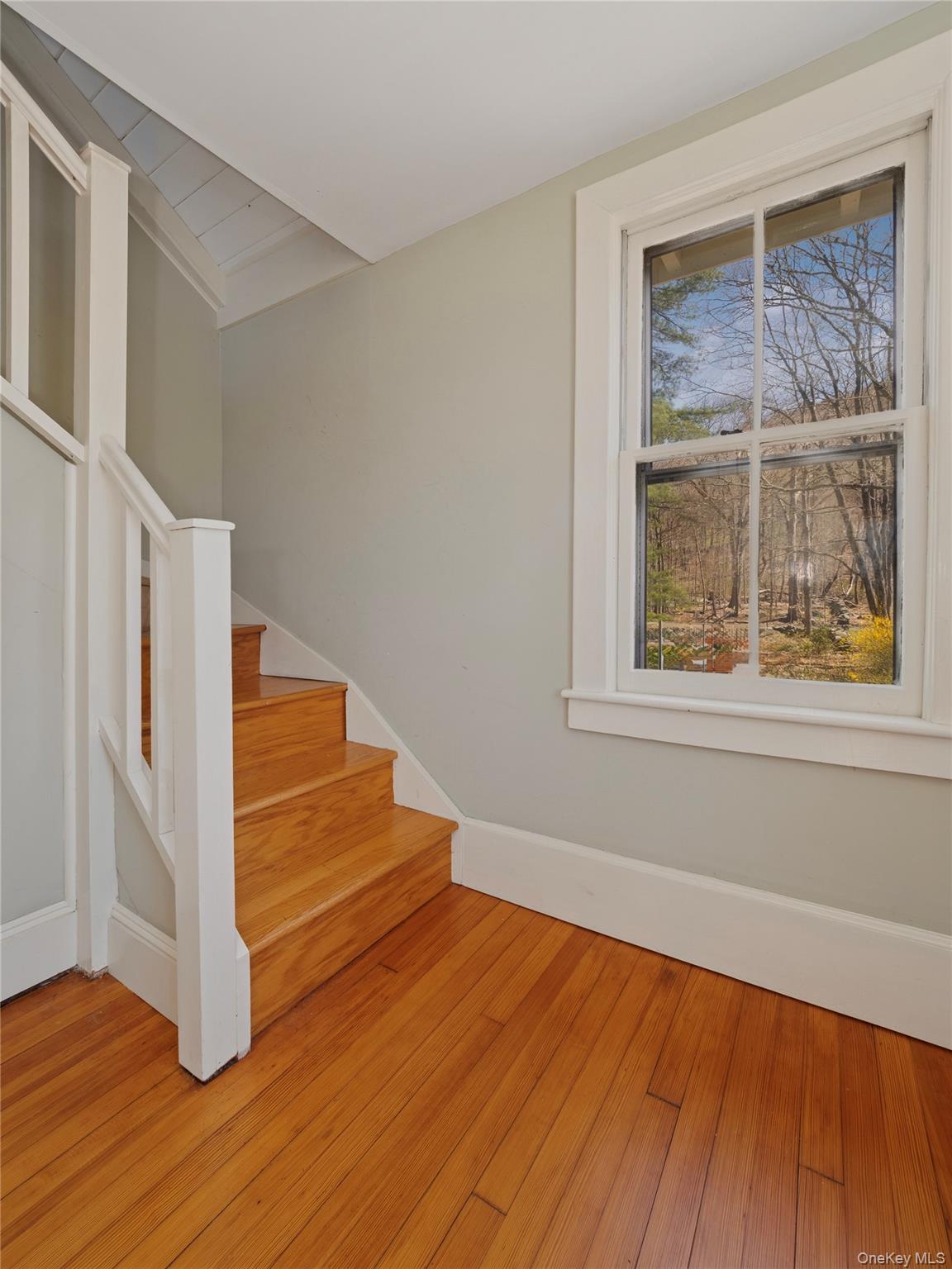 8 Manitou Ridge Garrison, NY 10524 - Photo 24 of 32 Staircase to third floor