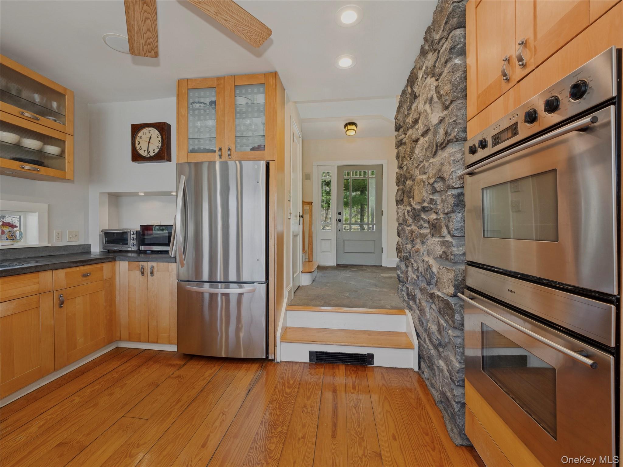 8 Manitou Ridge Garrison, NY 10524 - Photo 6 of 32