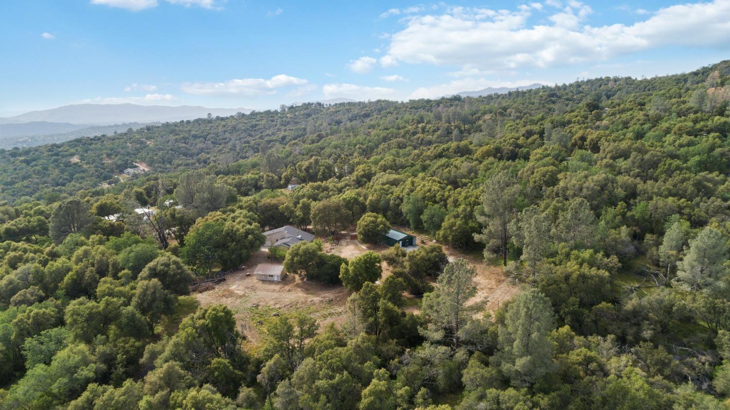 40809 Jean Road West Oakhurst, CA 93644 - Photo 38 of 39 a view of a city and mountains