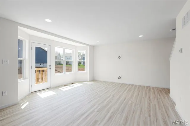 $329,900 | 2 Arlington At Grove, St. Louis, MO 63123