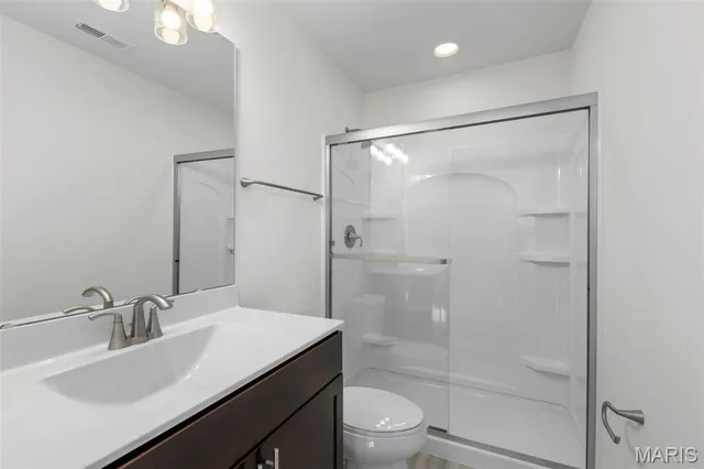 $329,900 | 2 Arlington At Grove, St. Louis, MO 63123