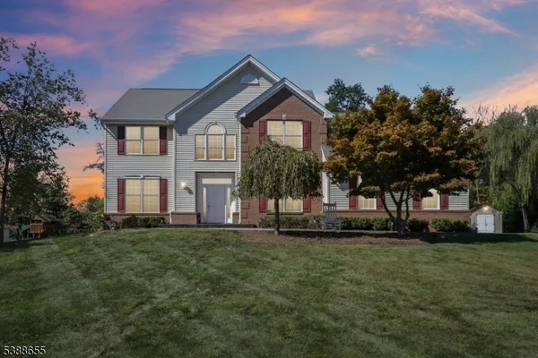 $739,900 | 118 Junction Road, Hampton, NJ 08827