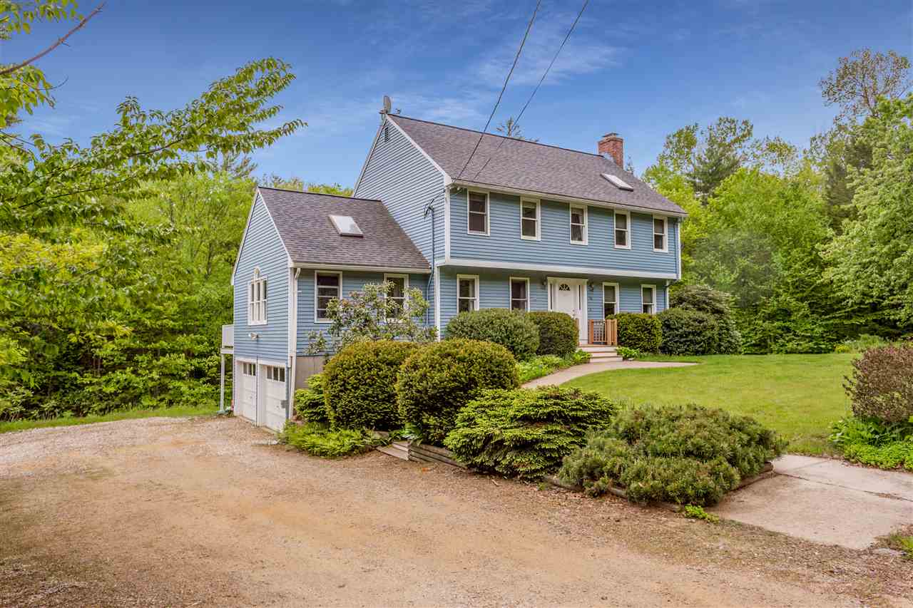 18 Range Road Deerfield, NH 03037 - Photo 3 of 33