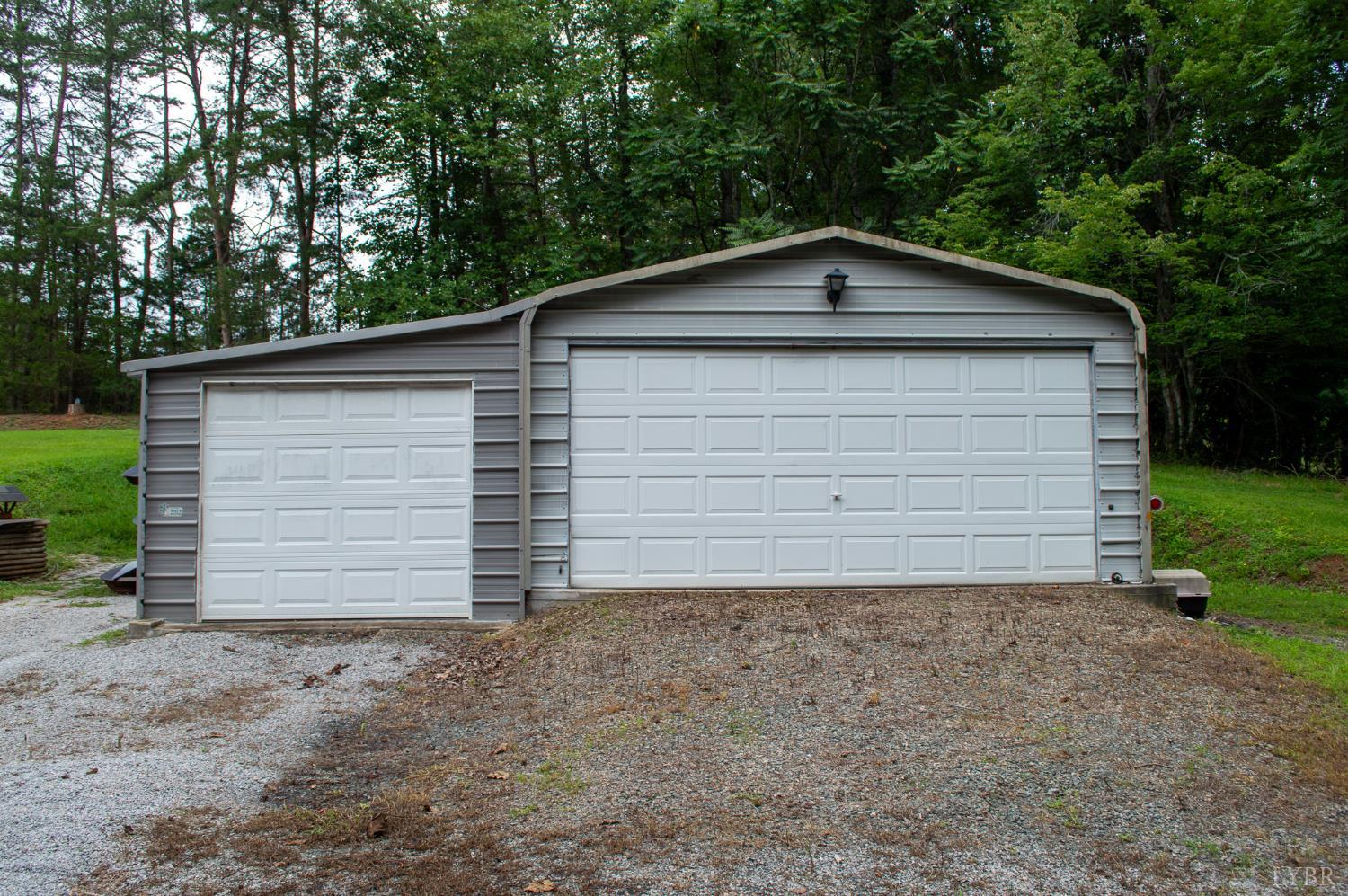 120 Windy Road Gretna, VA 24557 - Photo 4 of 30 Gallery Image 4