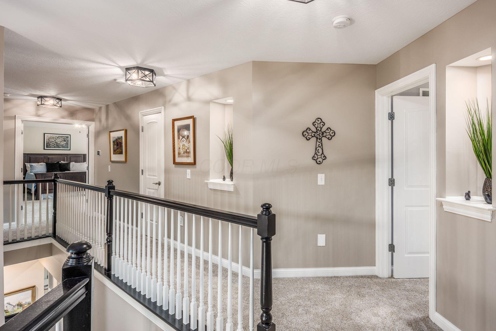 5417 Limestone Ridge Drive Dublin, OH 43016 - Photo 25 of 51 029_9b6c9f95_j limestone 166