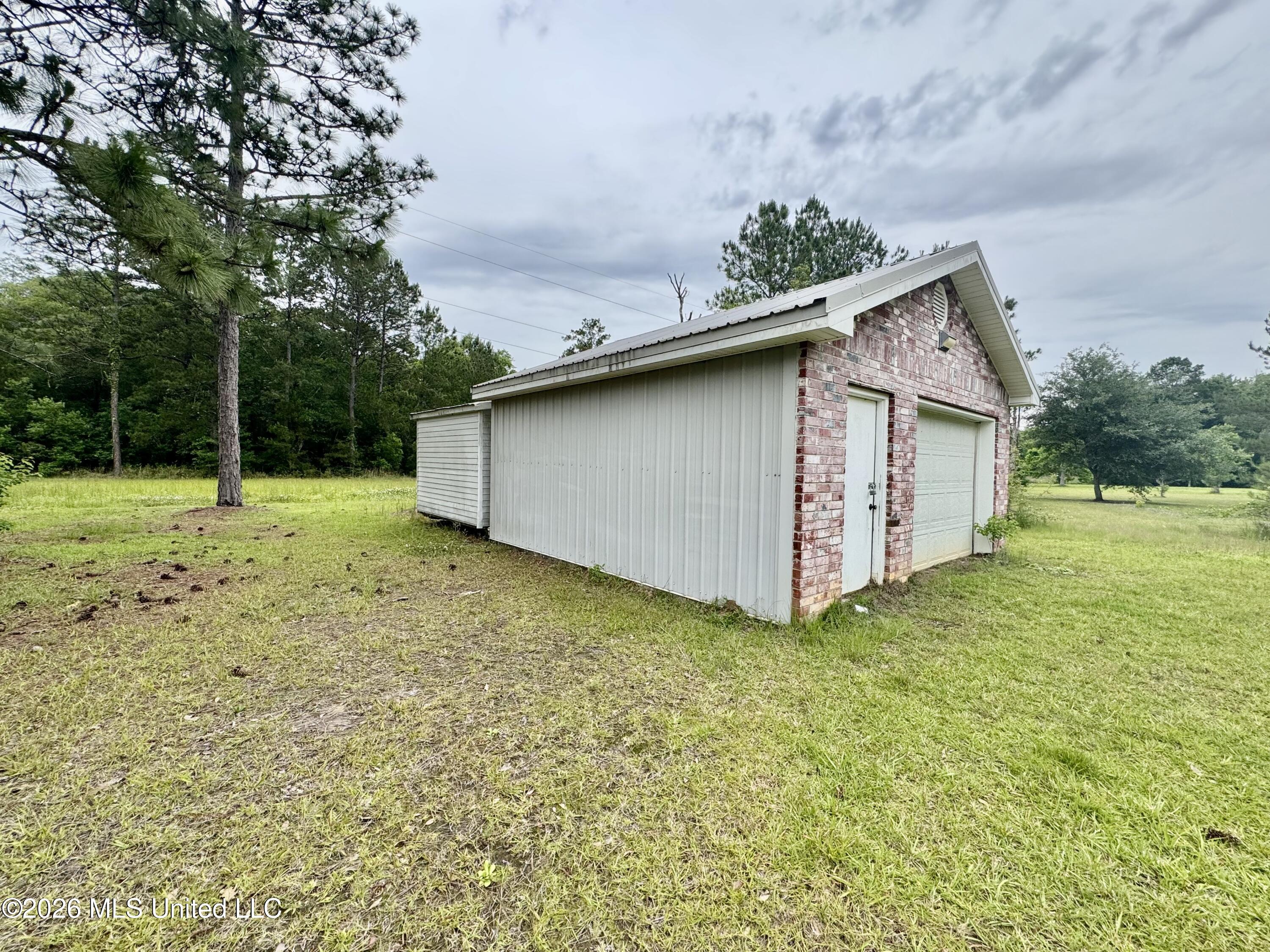 20 C G Smith Road Picayune, MS 39466 - Photo 29 of 29 cg smith workshop 1