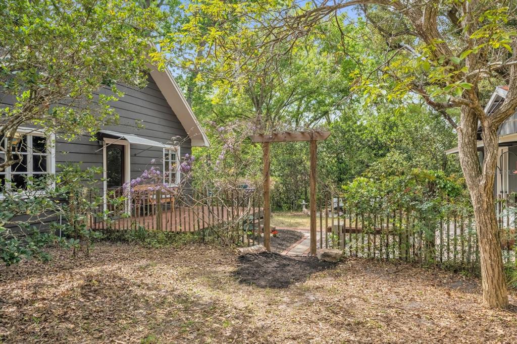 331 Old Eustis Road Mount Dora, FL 32757 - Photo 25 of 30