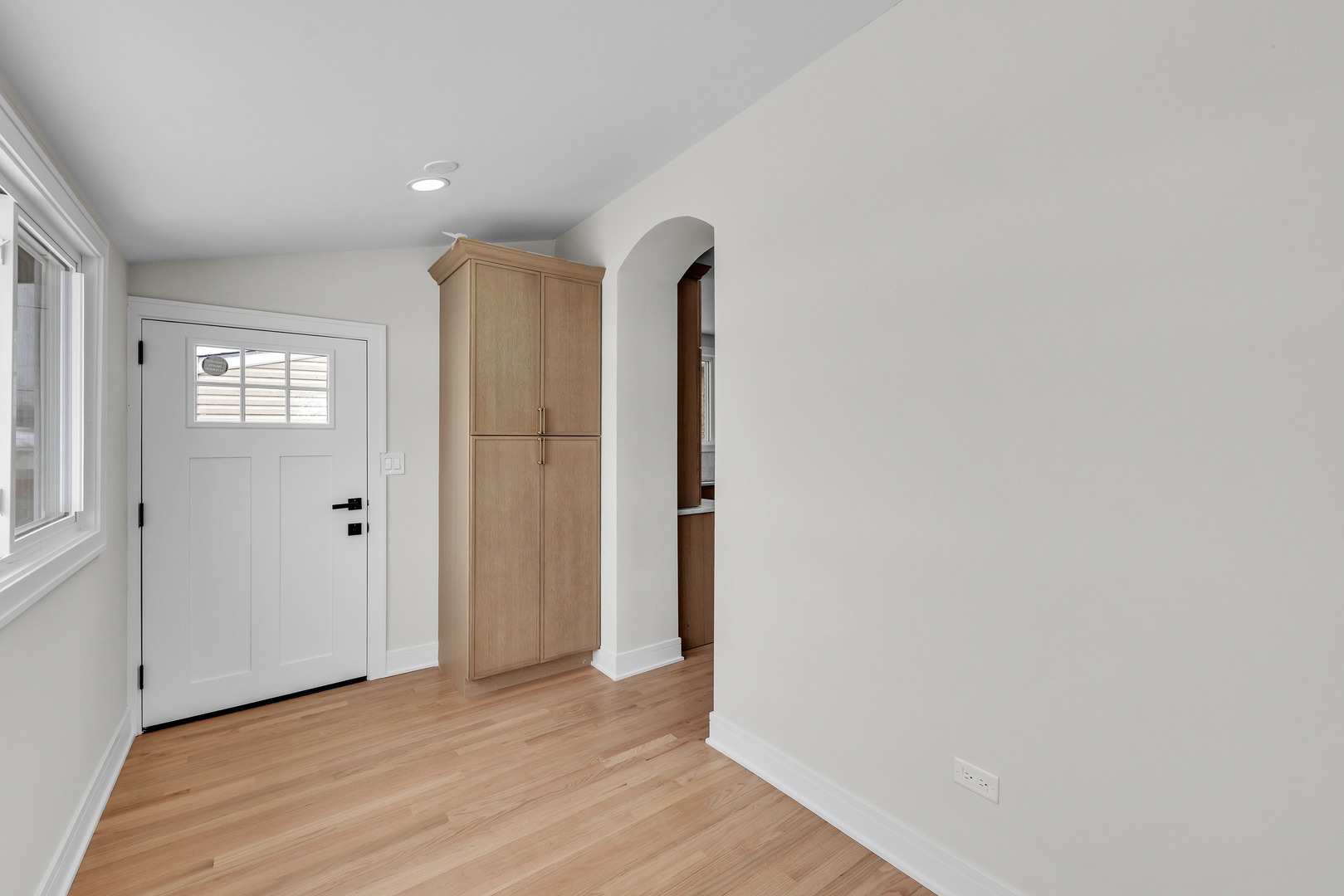 2513 Keystone Avenue North Riverside, IL 60546 - Photo 17 of 32 a view of entryway with wooden floor